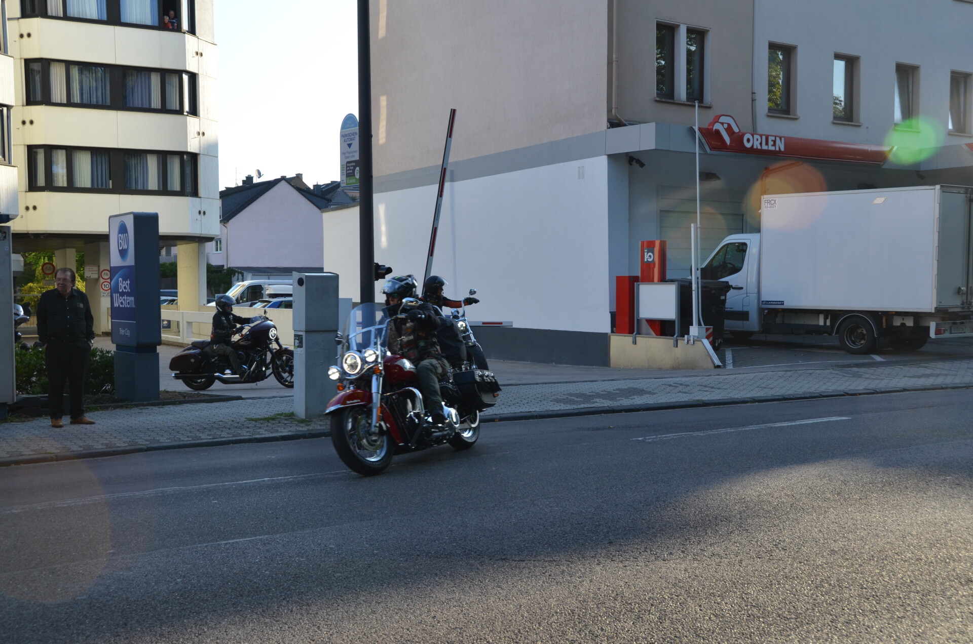 Trier (100)