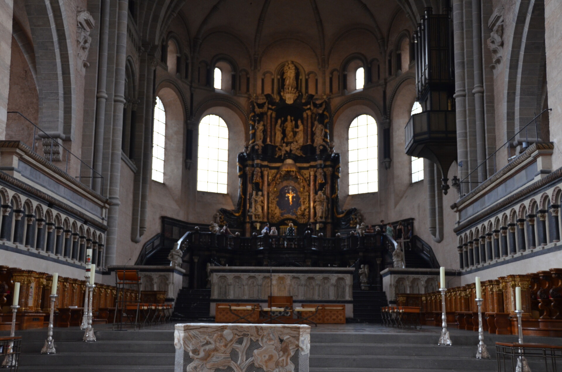 Trier (64)