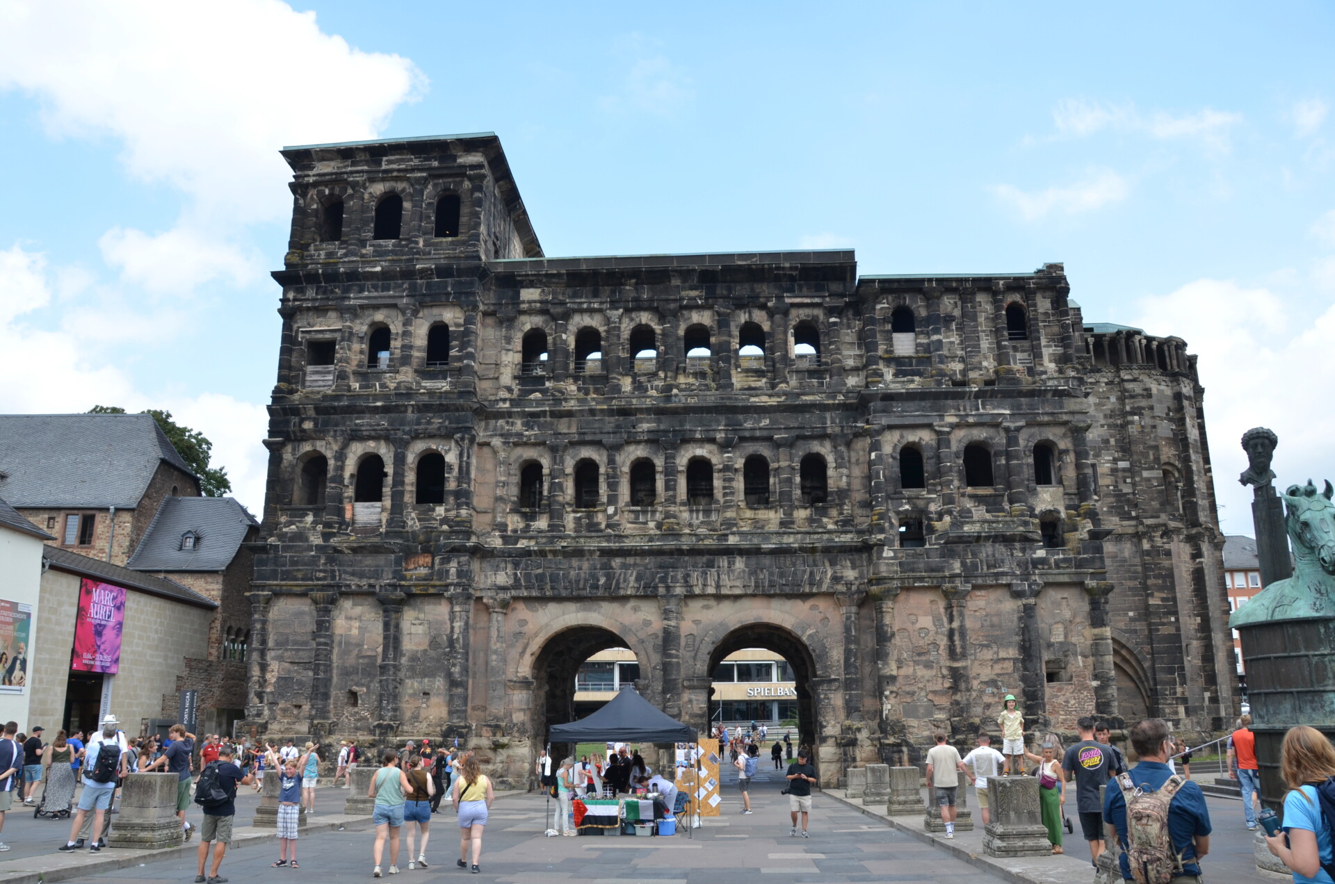 Trier (66)